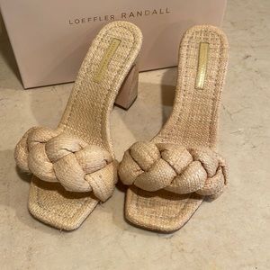 Loeffler Randall Freya Curved Heel Mule Size 8 Natural Tan